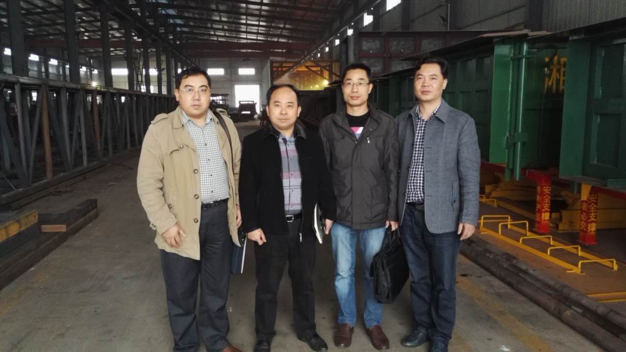 長(zhǎng)沙湘一機(jī)械有限公司,長(zhǎng)沙環(huán)衛(wèi)設(shè)備制造,長(zhǎng)沙環(huán)衛(wèi)設(shè)備銷(xiāo)售,保潔項(xiàng)目